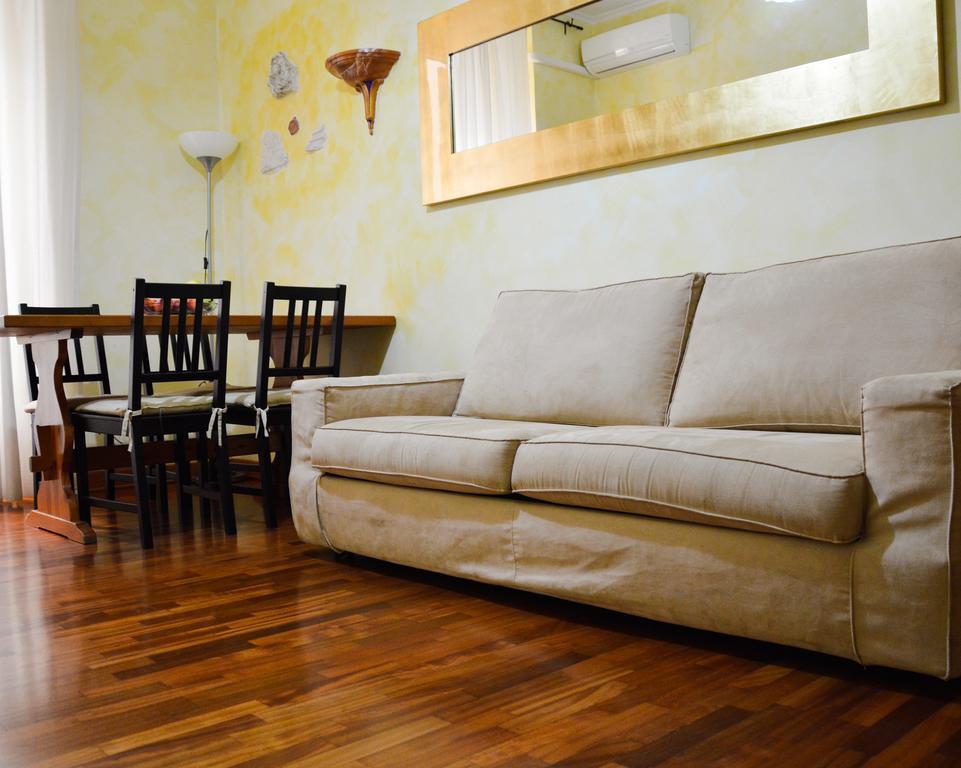 Tridomus Apartment - Mecenate 77 Roma Oda fotoğraf