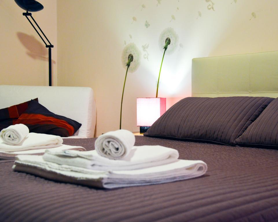 Tridomus Apartment - Mecenate 77 Roma Oda fotoğraf